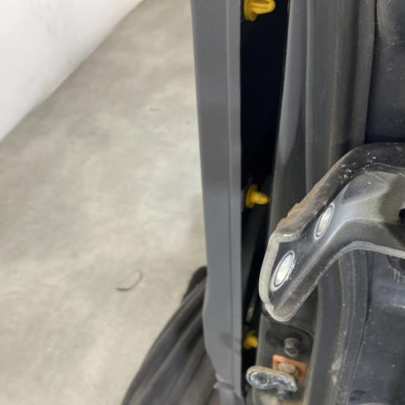Porte avant gauche KIA RIO 2 Photo n°4