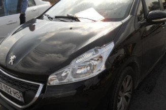 Cremaillere assistee PEUGEOT 208 1