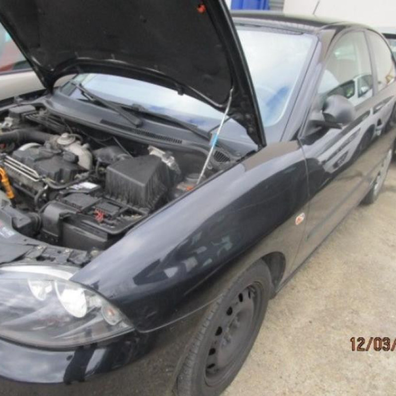 Face avant SEAT IBIZA 3 Photo n°6