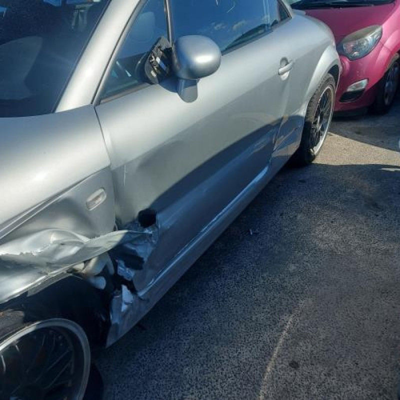 Porte avant droit AUDI TT 1 Photo n°14