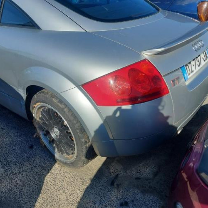 Porte avant droit AUDI TT 1 Photo n°18