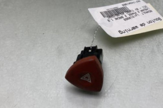 Bouton de warning RENAULT LAGUNA 2 Photo n°1