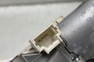 Moteur essuie glace arriere RENAULT LAGUNA 2