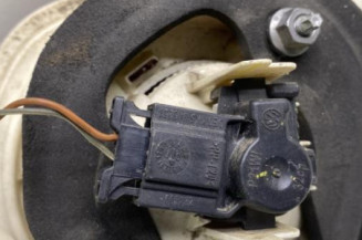 Feu arriere secondaire gauche (feux) VOLKSWAGEN JETTA 3