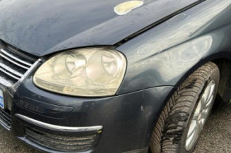 Feu arriere secondaire gauche (feux) VOLKSWAGEN JETTA 3