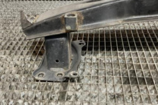 Renfort pare choc avant (traverse) VOLKSWAGEN JETTA 3
