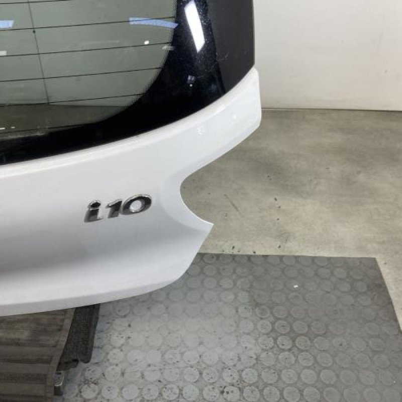 Malle/Hayon arriere HYUNDAI I 10 2 Photo n°5