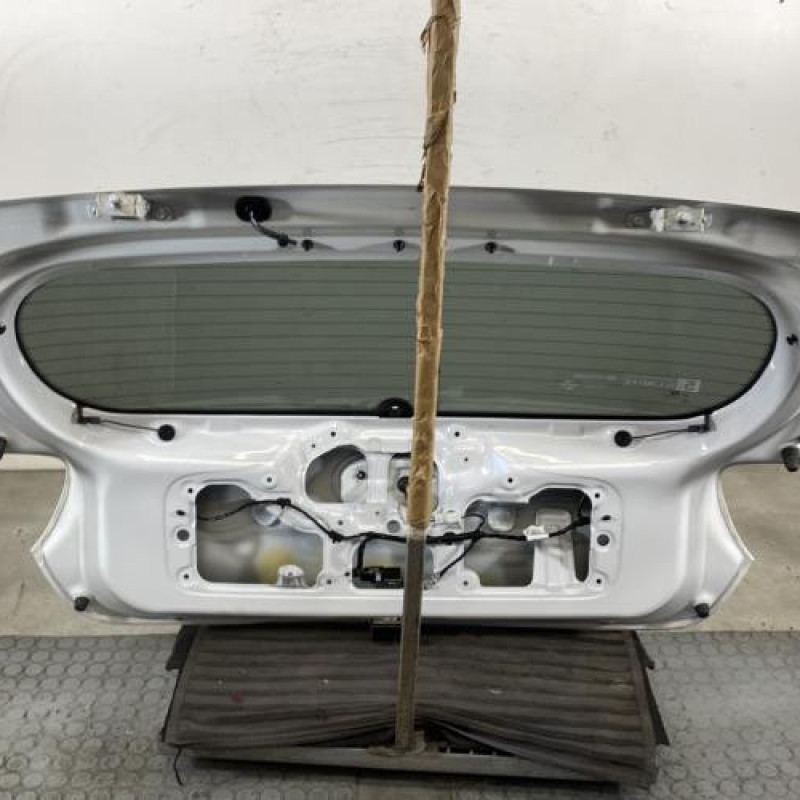 Malle/Hayon arriere HYUNDAI I 10 2 Photo n°13