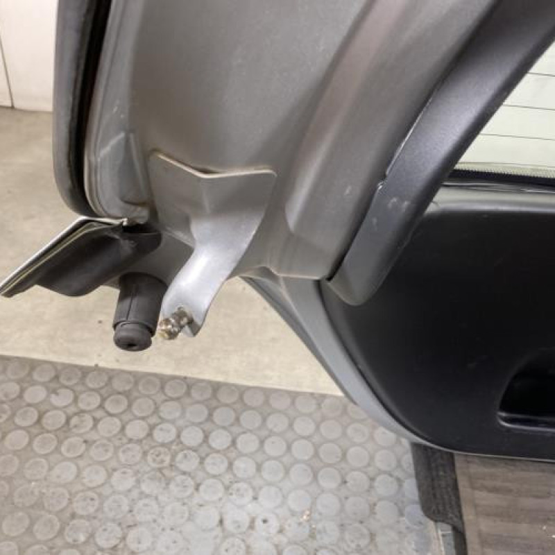 Malle/Hayon arriere PEUGEOT 308 1 Photo n°8