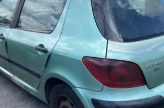 Serrure avant droit PEUGEOT 307