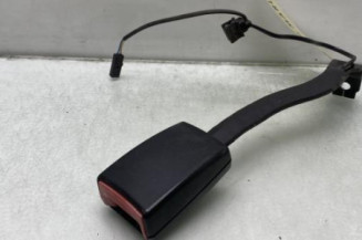 Attache ceinture avant gauche VOLKSWAGEN JETTA 3 Photo n°1