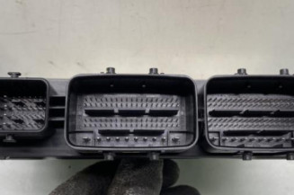 Calculateur moteur RENAULT CLIO 5