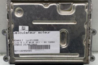 Calculateur moteur RENAULT CLIO 5