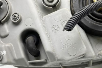 Optique avant principal gauche (feux)(phare) CHEVROLET AVEO 1
