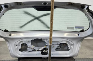 Malle/Hayon arriere TOYOTA YARIS 1