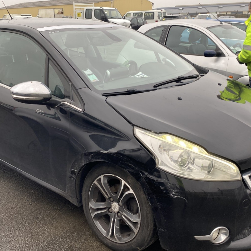 PEUGEOT 208 1 PHASE 1 1.6 HDI - 8V TURBO Photo n°3