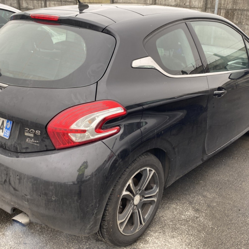 PEUGEOT 208 1 PHASE 1 1.6 HDI - 8V TURBO Photo n°4