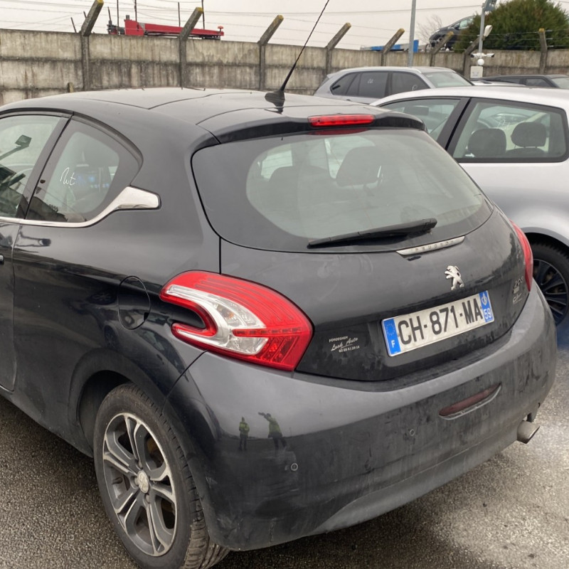 PEUGEOT 208 1 PHASE 1 1.6 HDI - 8V TURBO Photo n°5