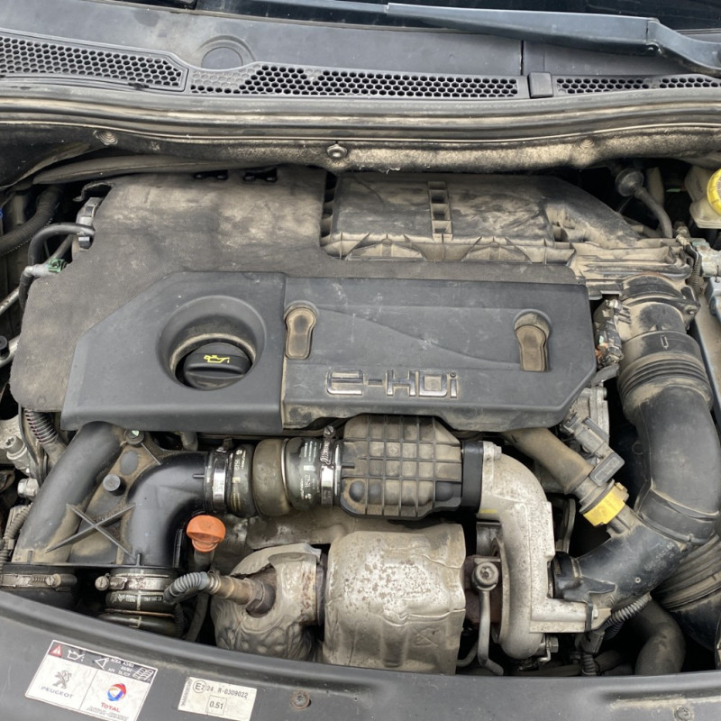 PEUGEOT 208 1 PHASE 1 1.6 HDI - 8V TURBO Photo n°25
