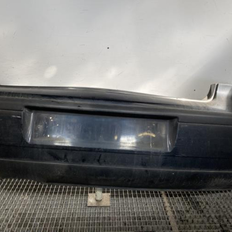 Pare choc arriere VOLKSWAGEN POLO 4 Photo n°1