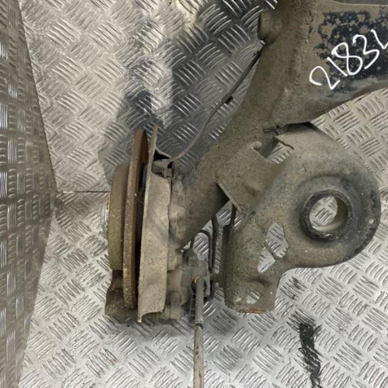 Essieu arriere CITROEN C4 1 Photo n°3