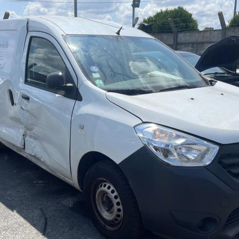 Essieu arriere DACIA DOKKER Photo n°13