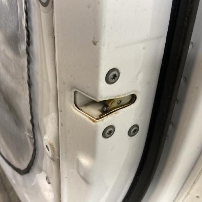 Porte avant droit TOYOTA YARIS 1 Photo n°8