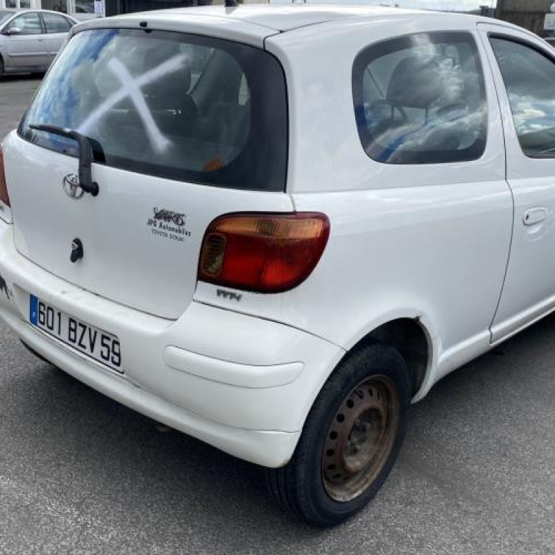 Porte avant droit TOYOTA YARIS 1 Photo n°12