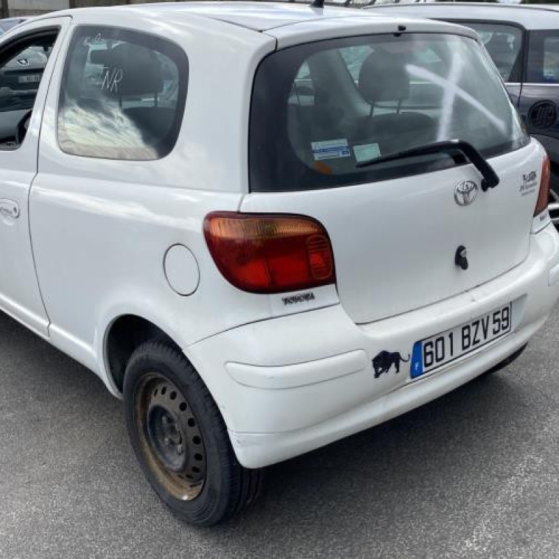 Porte avant droit TOYOTA YARIS 1 Photo n°13