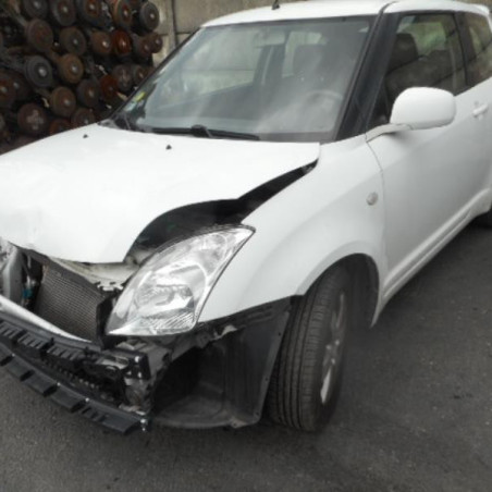 Moteur SUZUKI SWIFT 3 Photo n°1