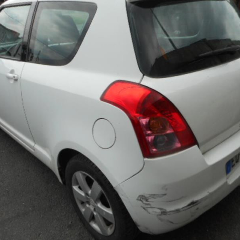 Moteur SUZUKI SWIFT 3 Photo n°5