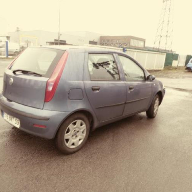 Moteur FIAT PUNTO 2 Photo n°5