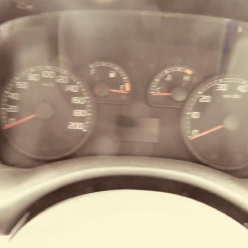 Moteur FIAT PUNTO 2 Photo n°9
