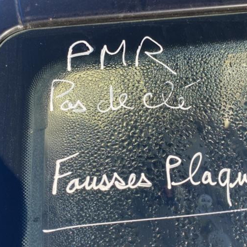 Feu arriere secondaire gauche (feux) VOLKSWAGEN EOS Photo n°13