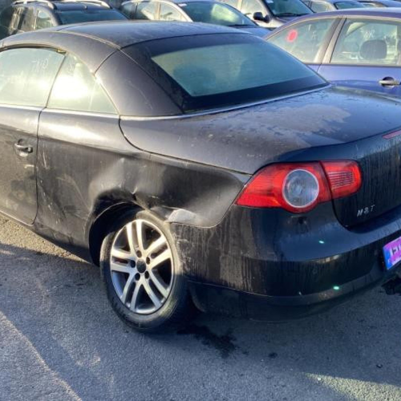 Feu arriere secondaire gauche (feux) VOLKSWAGEN EOS Photo n°15
