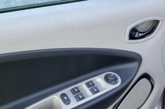 Pare boue arriere droit RENAULT ZOE 1