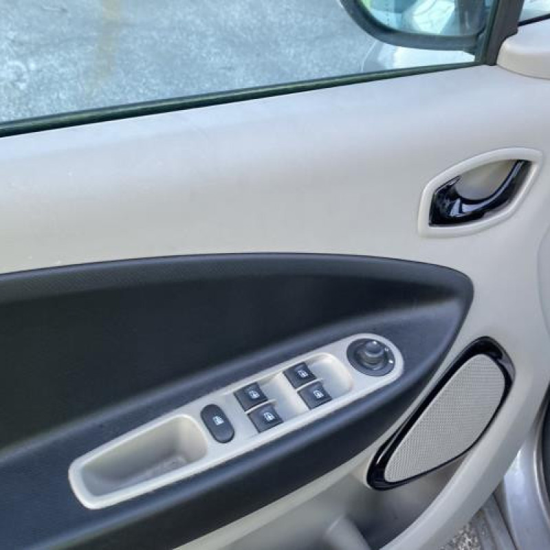 Pare boue arriere droit RENAULT ZOE 1 Photo n°14