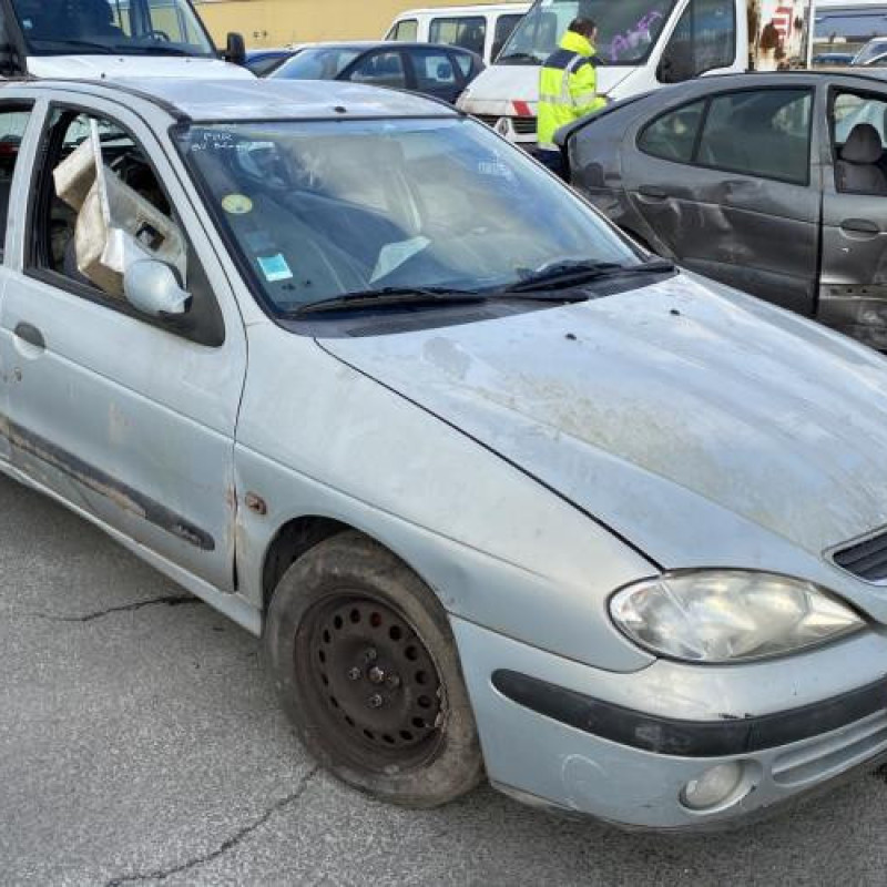 Jante RENAULT MEGANE 1 Photo n°5