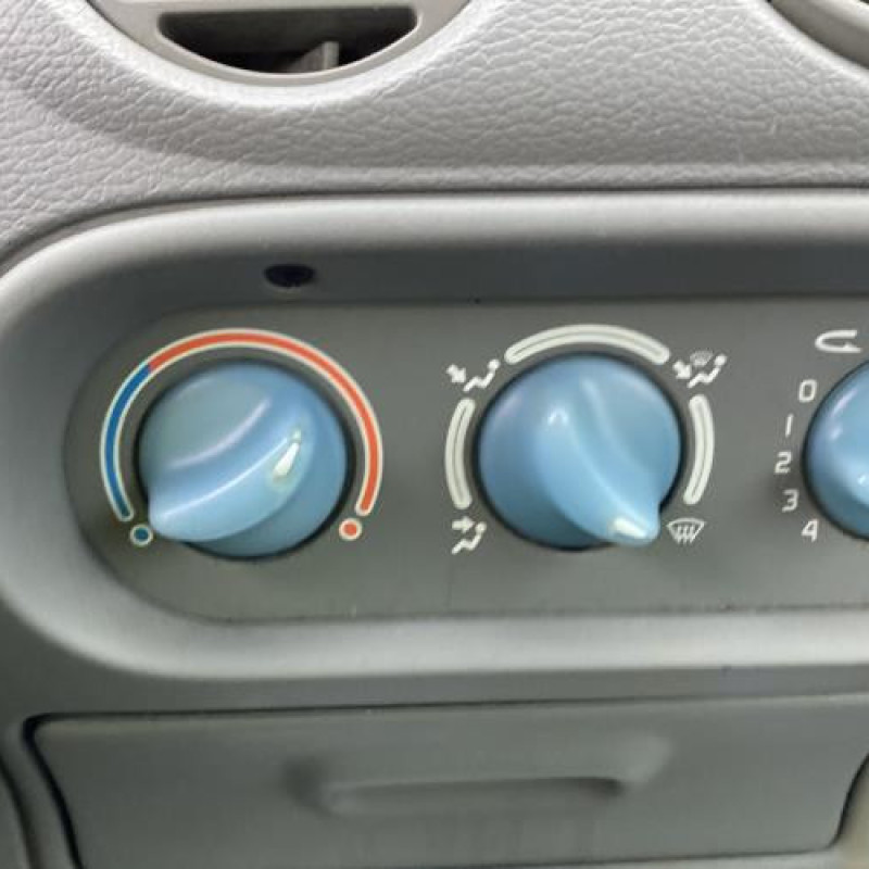 Vitre avant droit RENAULT TWINGO 1 Photo n°20