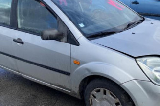 Retroviseur droit FORD FIESTA 5