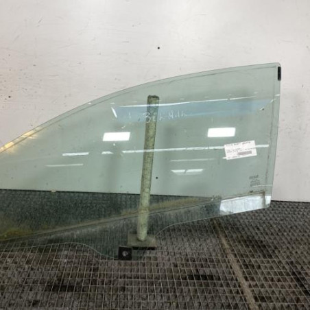 Vitre avant gauche FIAT GRANDE PUNTO Photo n°1