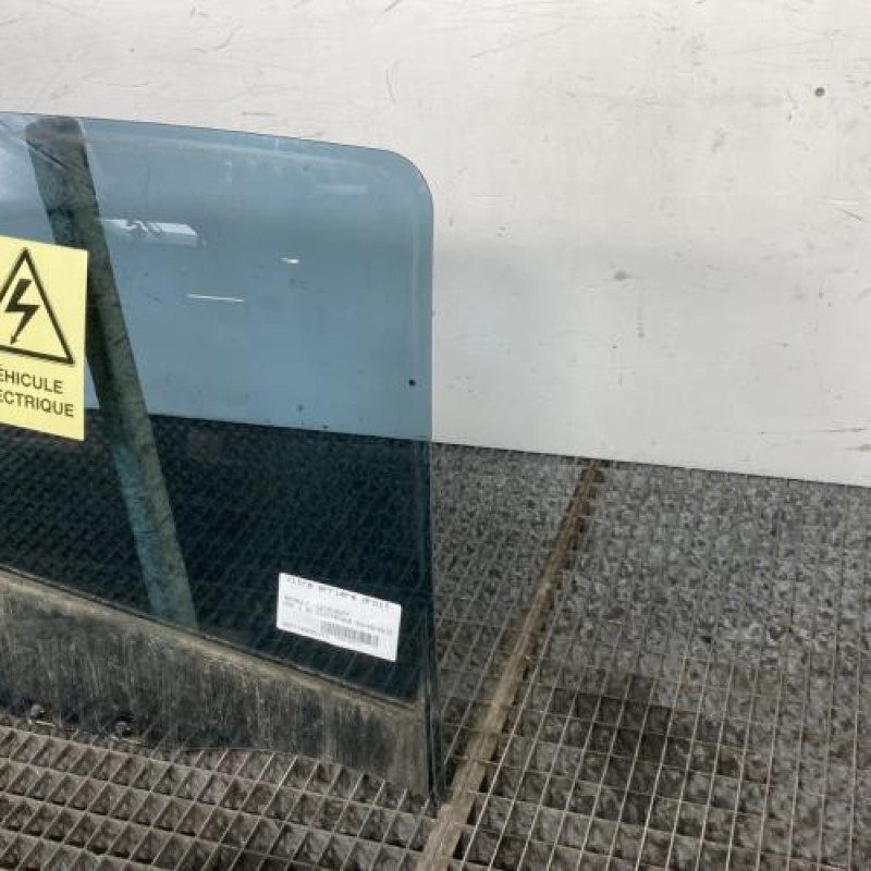 Vitre arriere droit RENAULT ZOE 1 Photo n°3