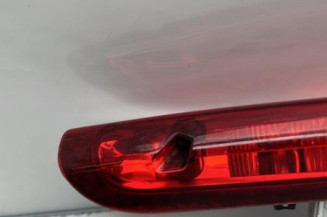 Feu arriere stop central PEUGEOT 208 1