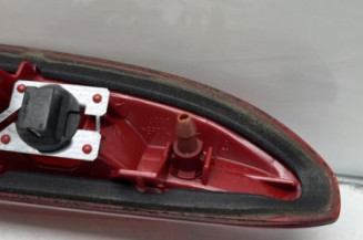 Feu arriere stop central PEUGEOT 208 1