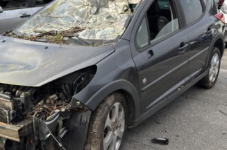 Pare choc arriere PEUGEOT 207