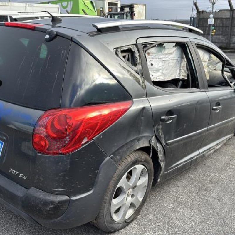 Pare choc arriere PEUGEOT 207 Photo n°10