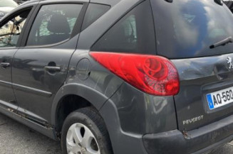 Pare choc arriere PEUGEOT 207