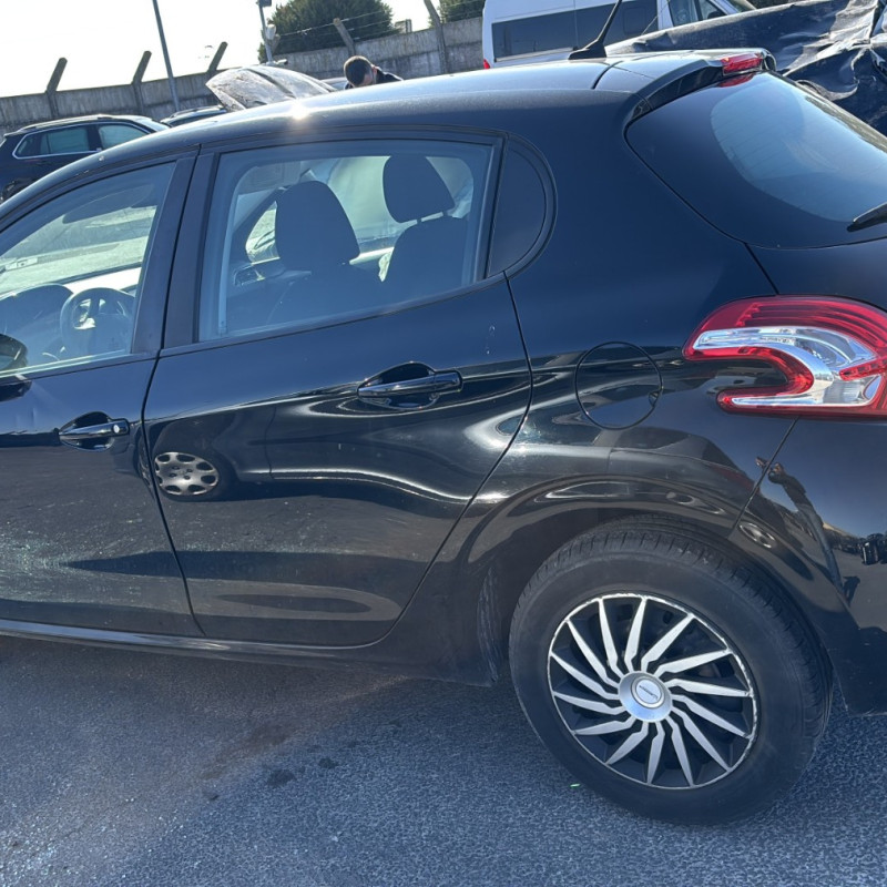 PEUGEOT 208 1 PHASE 1 1.6 HDI - 8V TURBO Photo n°7
