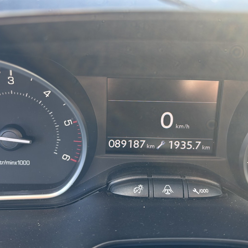 PEUGEOT 208 1 PHASE 1 1.6 HDI - 8V TURBO Photo n°20