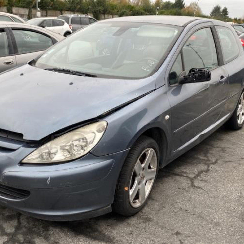 Vitre avant droit PEUGEOT 307 Photo n°6